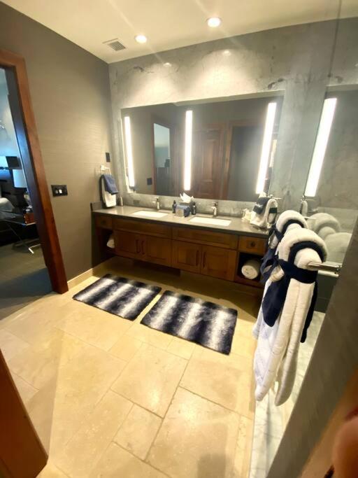 Ski In/Out - Zalanta - Great Location- 2 Hot Tubs - Heated Pool South Lake Tahoe Exterior photo